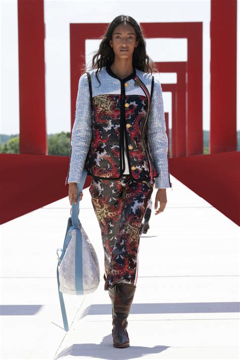 louis vuitton sylt 2022|See Every Look from Louis Vuitton's Cruise 2022 Collection.